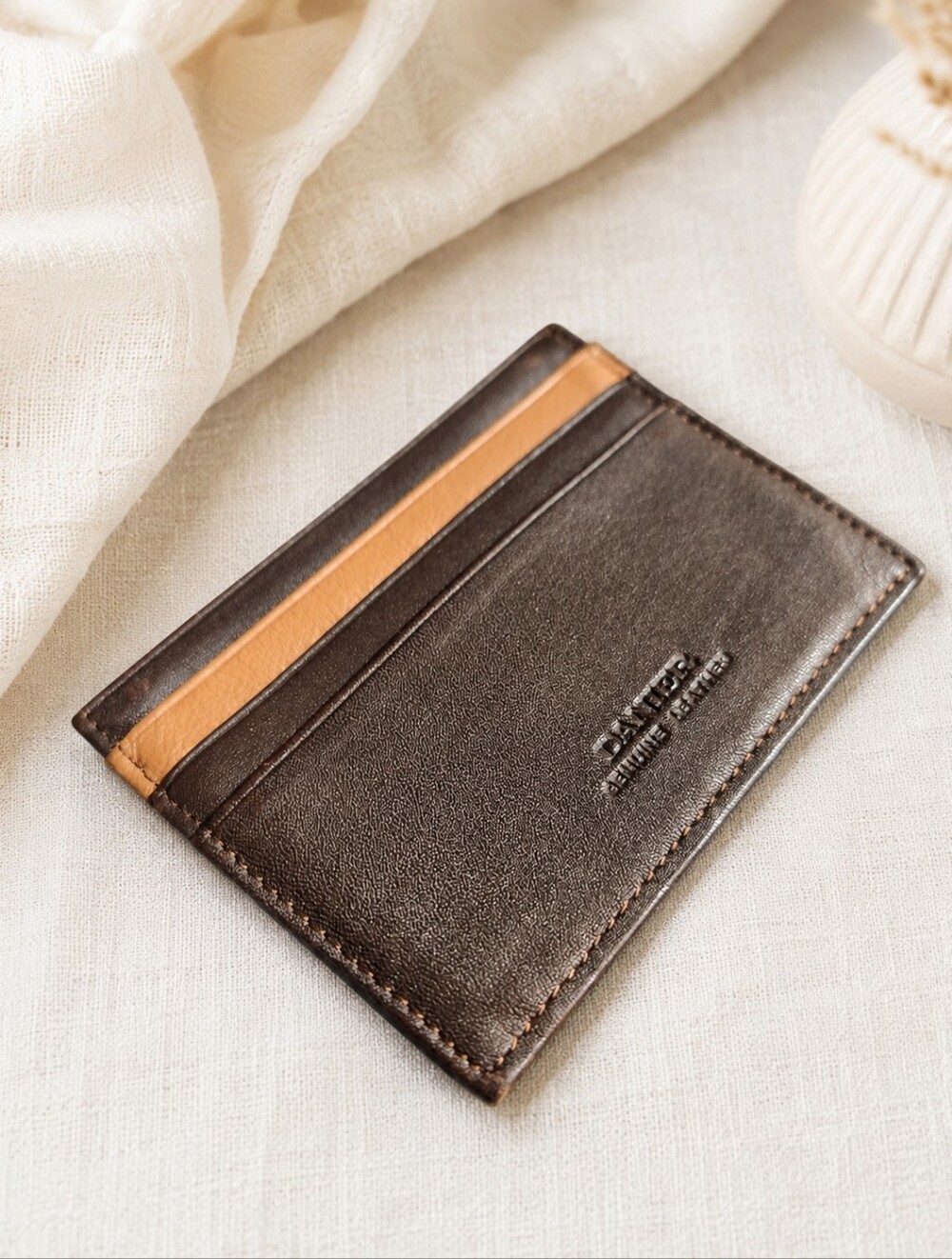 Danier Genuine Leather Card Holder – Brown & Tan